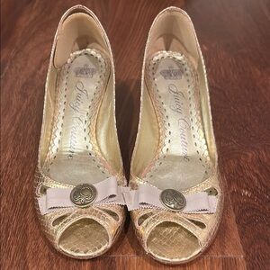 Vintage Women’s Gold Heels